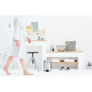 Brabantia Pedaalemmer Newicon 5L mat staal - Afbeelding 6