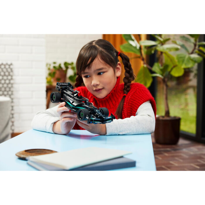 LEGO 42165 Technic Mercedes-AMG F1 W14 E  Performance Pull-Back - Afbeelding 4