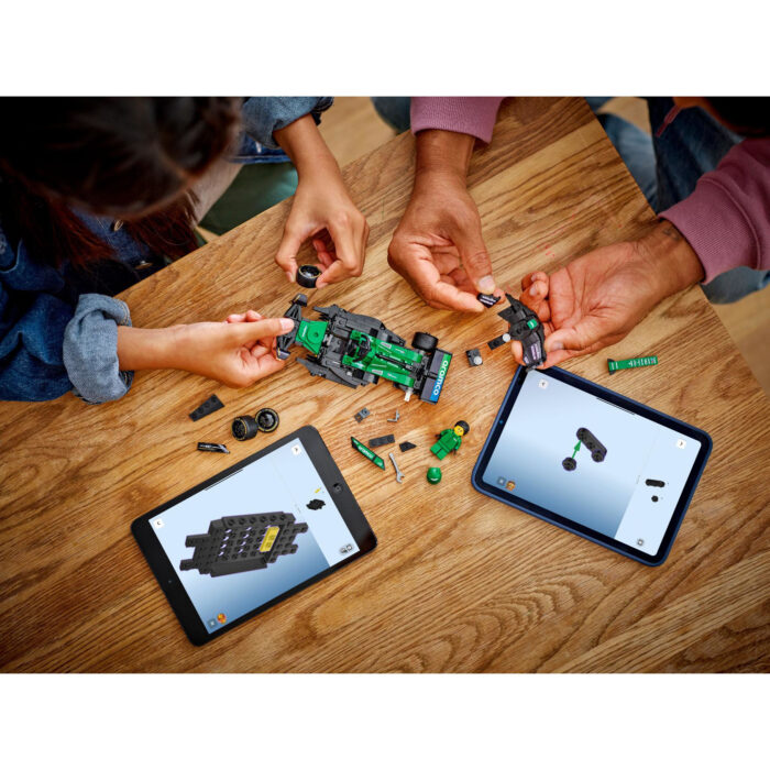 LEGO 77245 Speed Champions Aston Martin Aramco F1 AMR24 racewagen - Afbeelding 3