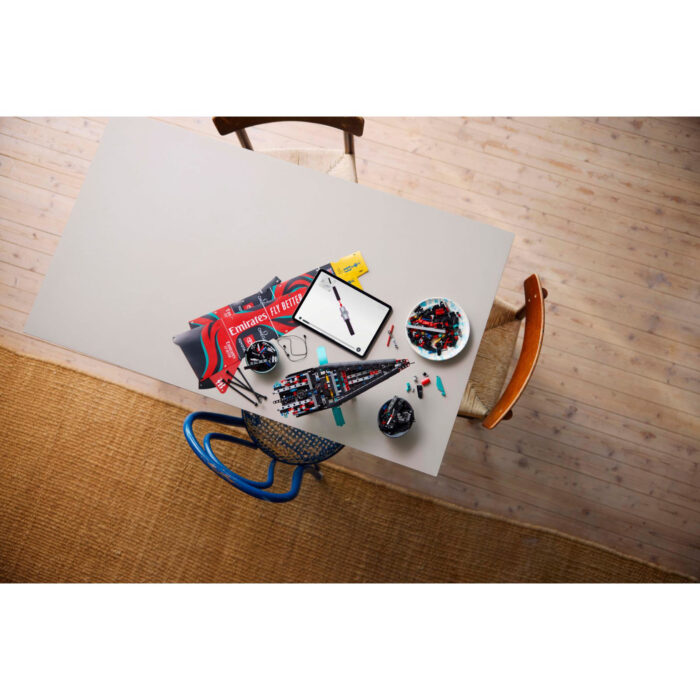 LEGO 42174 Technic Emirates Team New Zealand AC75  jacht - Afbeelding 3