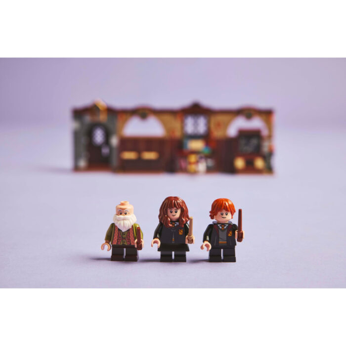 LEGO 76442 Harry Potter Kasteel Zweinstein: toverspreukenles - Afbeelding 6