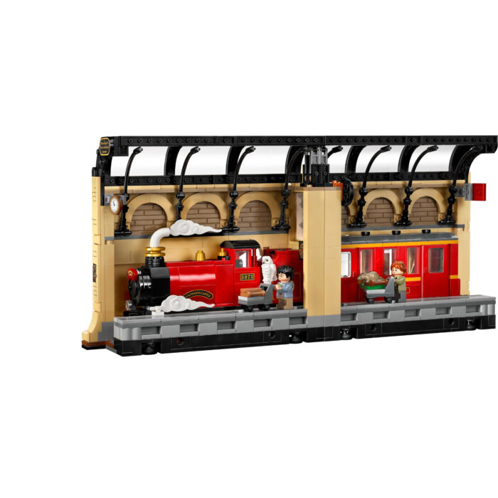 LEGO 76450 Harry Potter Boekensteun De Zweinstein Express - Afbeelding 2