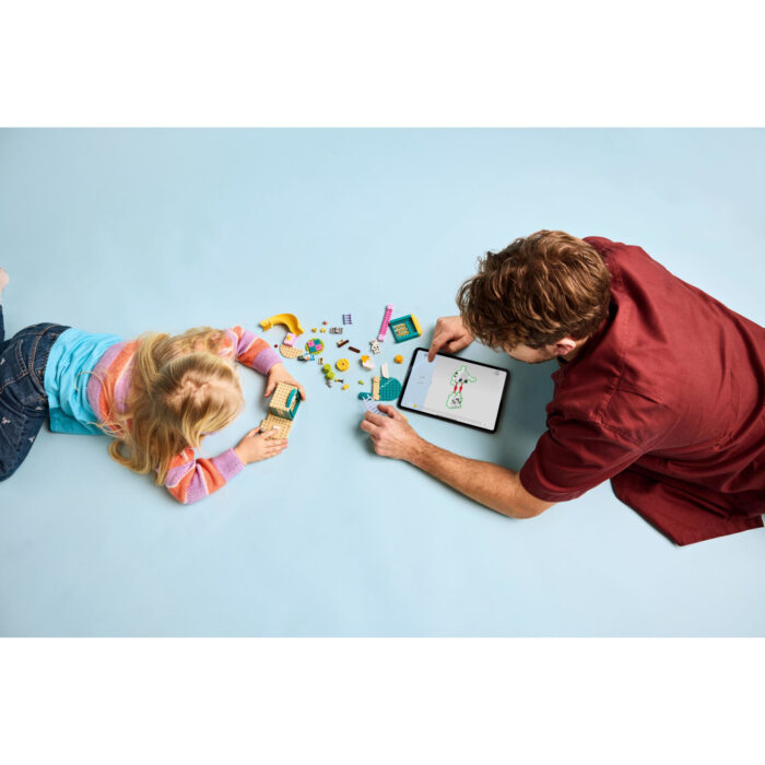 LEGO 11201 Bluey En Chloe In De Speeltuin - Afbeelding 3