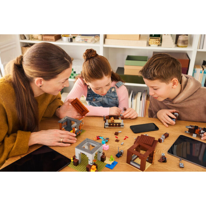 LEGO 21278 Minecraft De Plunderaar Buitenpost En Verwoester - Afbeelding 4