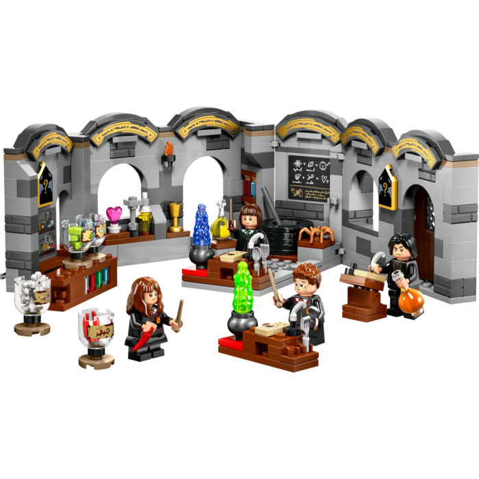 LEGO 76431 Harry Potter Kasteel Zweinstein Toverdrankenles - Afbeelding 2