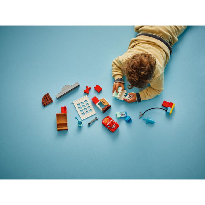 LEGO 10456 DUPLO Disney Mcqueens Bezoek Aan Docs  Garage - Afbeelding 3