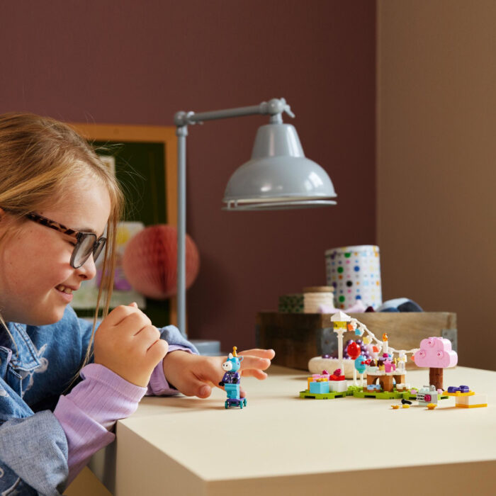 LEGO 77046 Animal Crossing Julians verjaardagsfeestje - Afbeelding 4