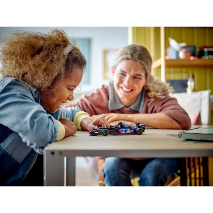 LEGO 77248 Speed Champions BWT Alpine F1® Team A524 racewagen - Afbeelding 6