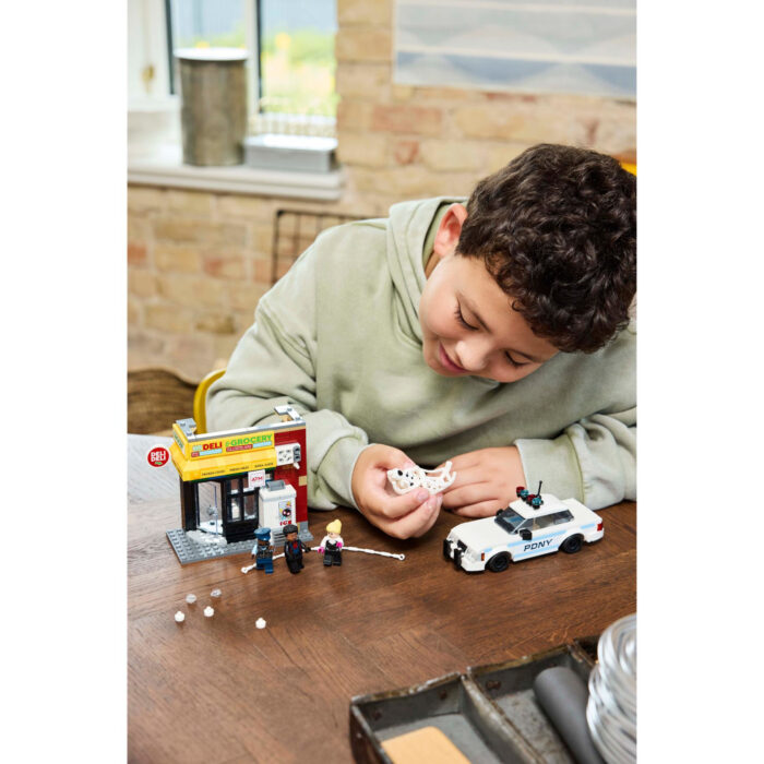 LEGO 76311 Super Heroes Marvel Spider-Verse: Miles Morales vs. de Spot - Afbeelding 6