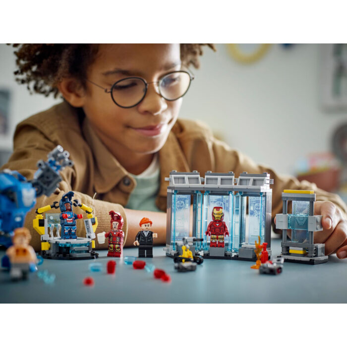 LEGO 76315 Super Heroes Marvel Iron Mans laboratorium: harnasruimte - Afbeelding 6