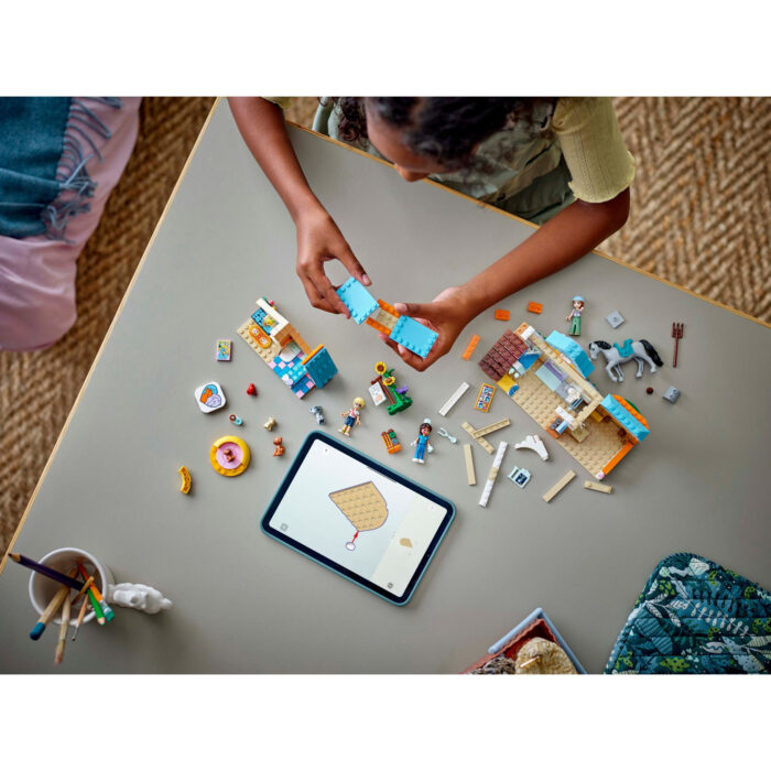 LEGO 42651 Friends Dierenkliniek voor paarden en  huisdieren - Afbeelding 3