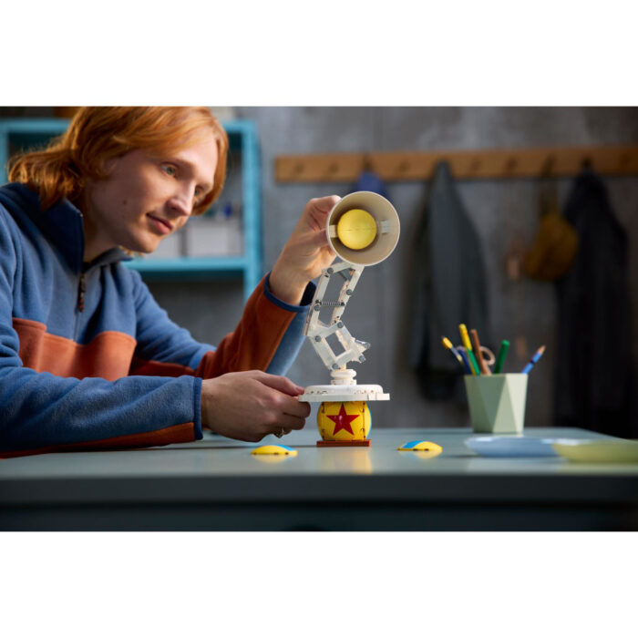 LEGO 21357 Ideas Disney Pixar Luxo Jr. - Afbeelding 5