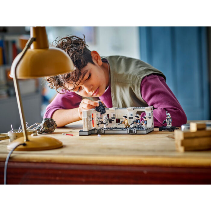 LEGO 75387 Star Wars Aan boord van de Tantive IV - Afbeelding 4