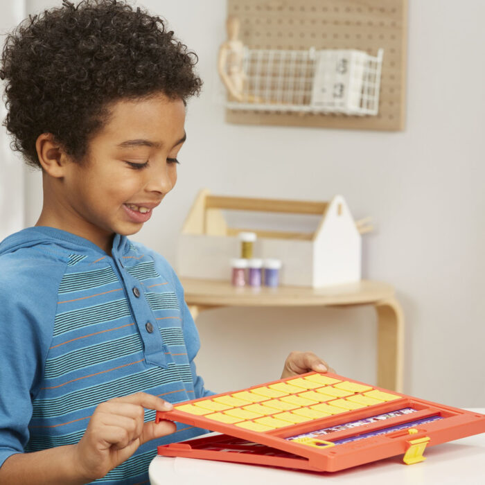 Wie Is Het? - Kinderspel - Afbeelding 6