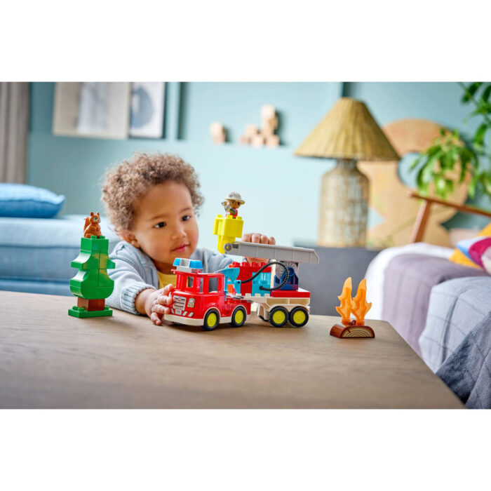 LEGO Duplo Town 10473 Brandweertruck Met Slang En  Brandweerman - Afbeelding 5