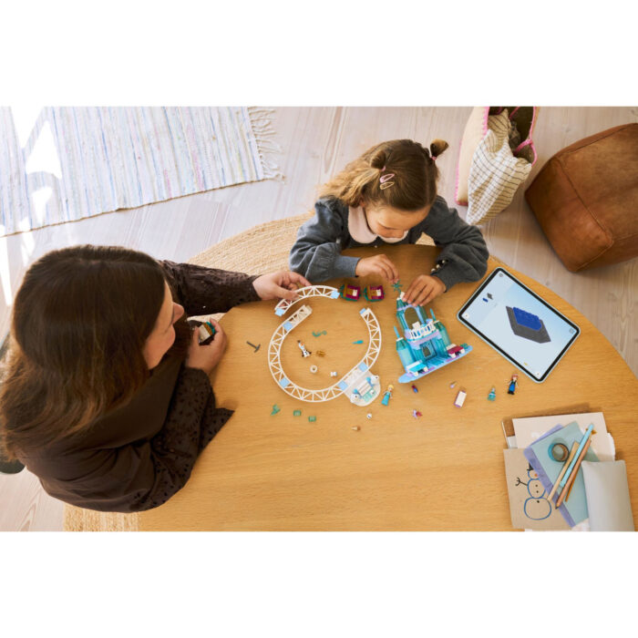 LEGO Disney Princess 43281 Elsa's Ijskasteel En Sneeuwrit - Afbeelding 3