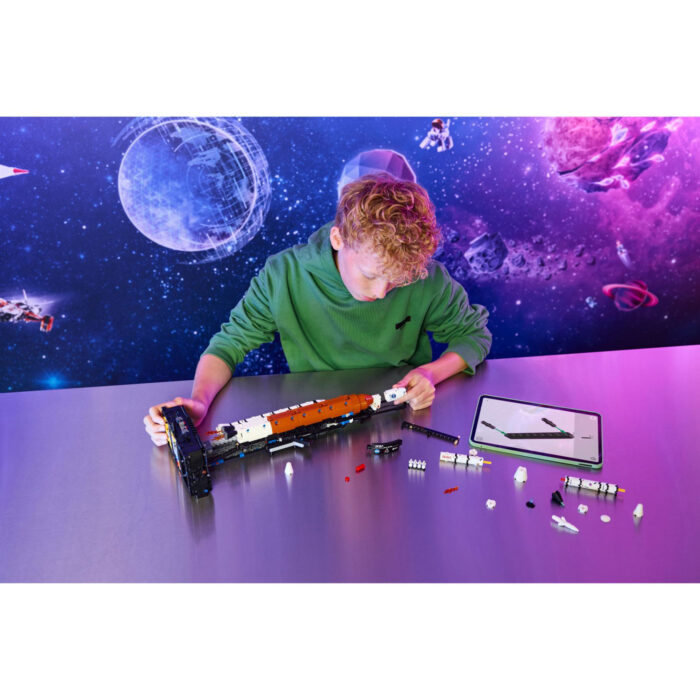 LEGO Technic 42221 Nasa Artemis Ruimteraket - Afbeelding 3