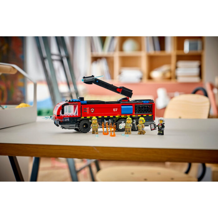 LEGO City Fire 60499 Luchthaven Brandweertruck - Afbeelding 6