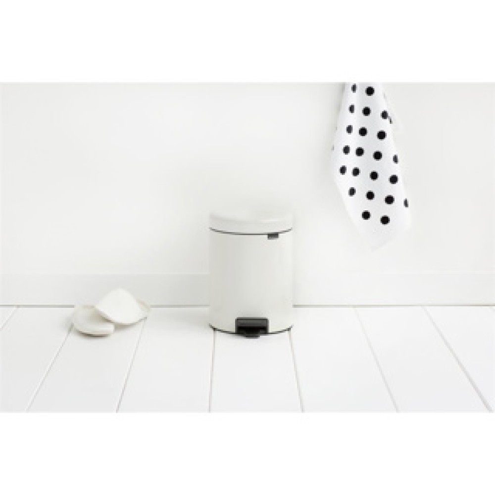 Brabantia Pedaalemmer Newicon 5L wit - Afbeelding 4