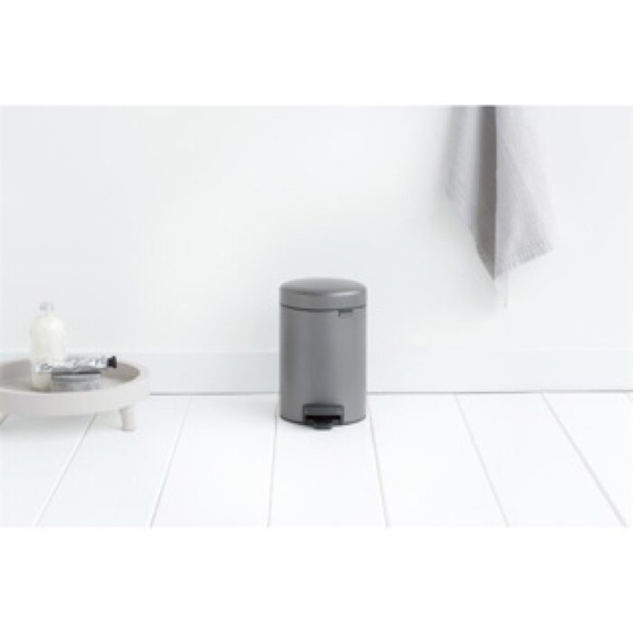 Brabantia Pedaalemmer Newicon 3L platinum - Afbeelding 4