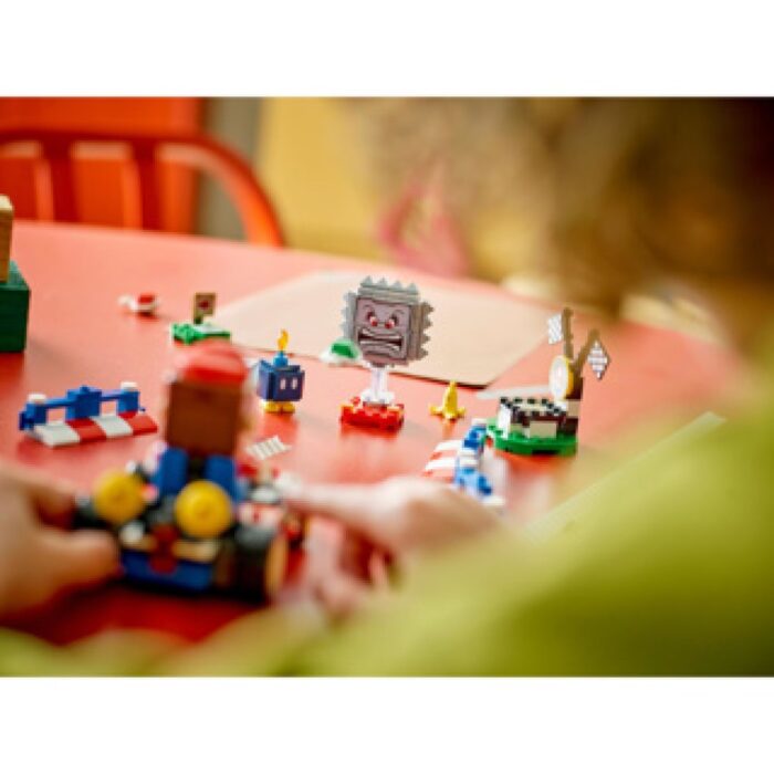 LEGO 72043 Super Mario Kart™ – Interactieve  LEGO® Mario™ en standaardkart - Afbeelding 5