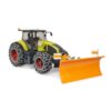 Tractor Claas Axion 950 met sneeuwkettingen en  ploegblad