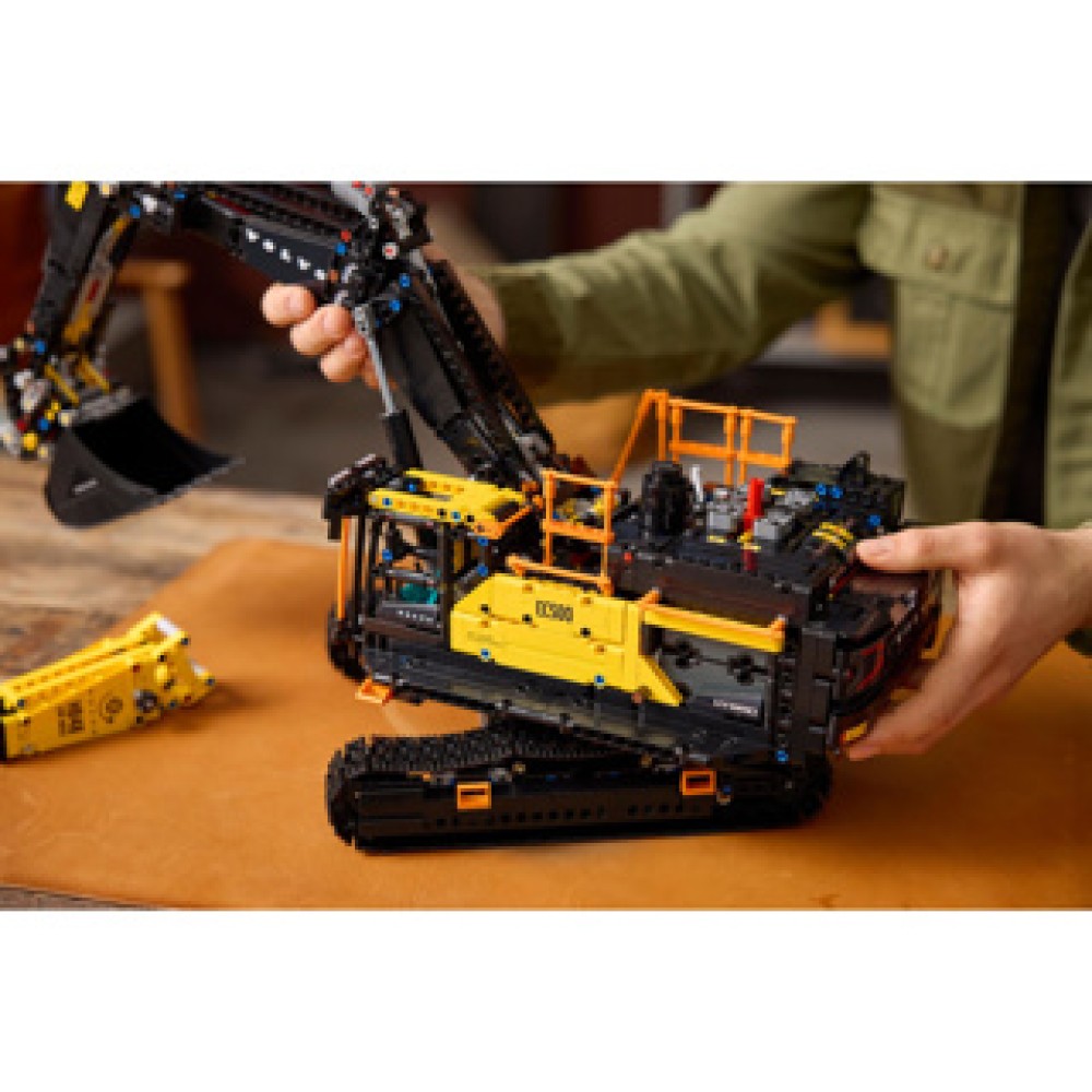 LEGO Technic 42215 Volvo EC500 Hybrid Graafmachine - Afbeelding 5