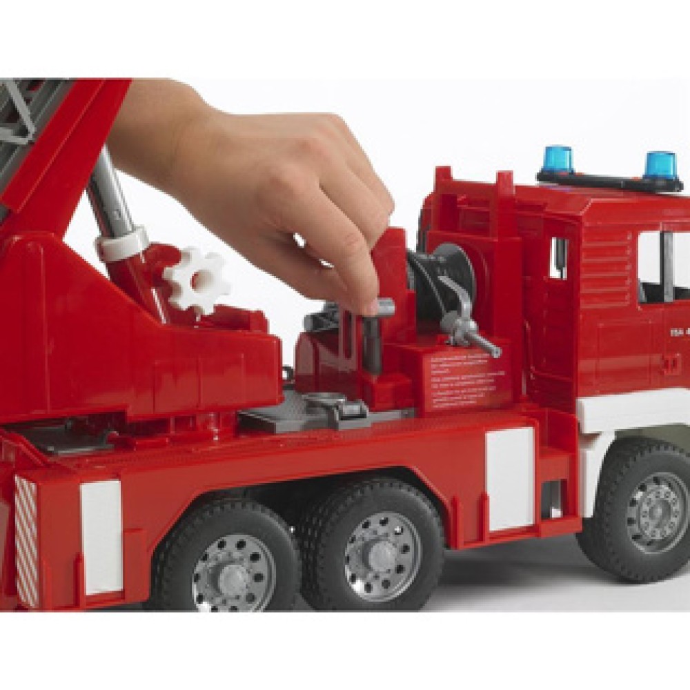 Bruder Auto Brandweerwagen Met Pomp - Afbeelding 4