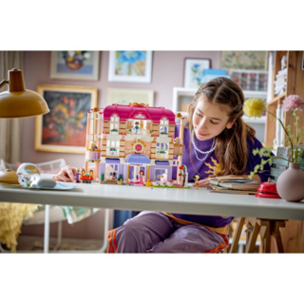 LEGO 42704 Friends Heartlake City Grand Hotel - Afbeelding 5