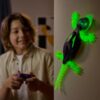 Hexbots Wall Crawler Gecko  Glow In The Dark