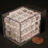 Translucent Clear/white D6 12mm Dobbelst